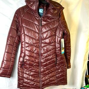 Women's Burgundy Puffer Jacket